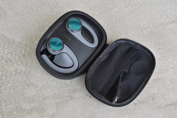 First Impressions of the BackBeat FIT 3100 - RUN Singapore